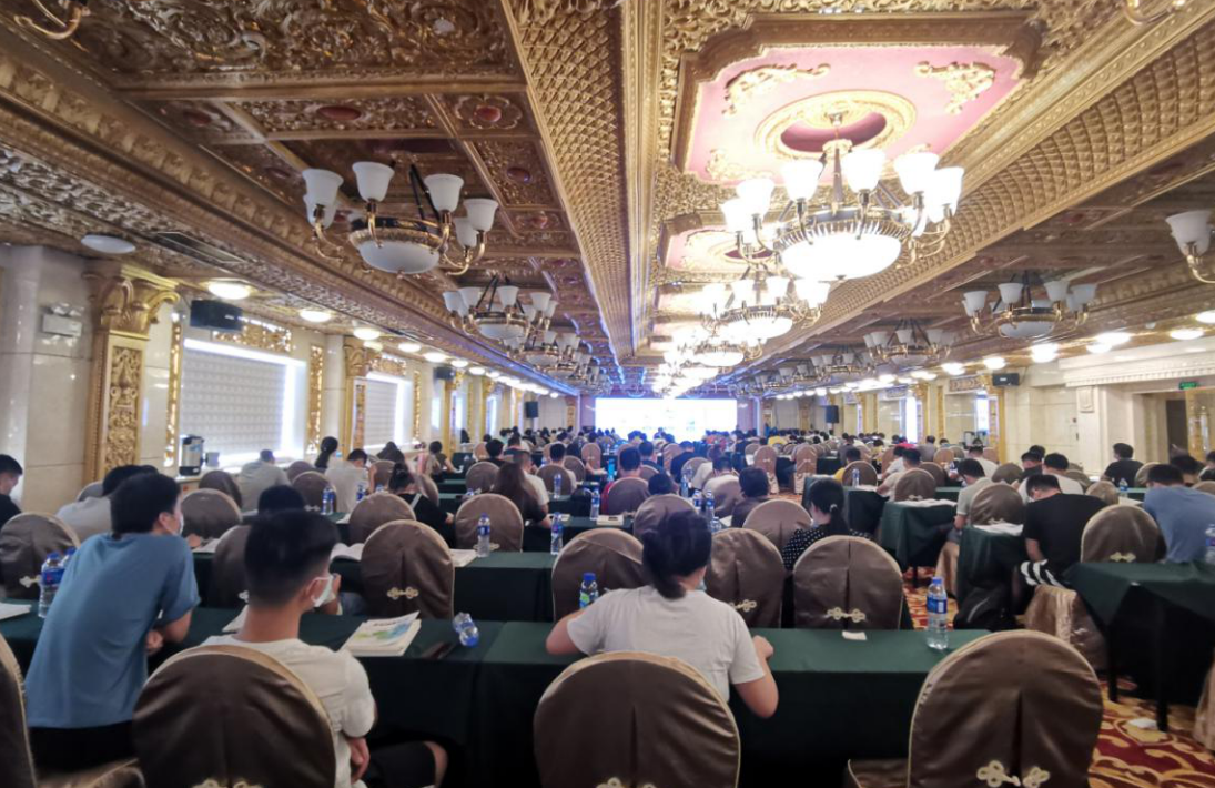 解密PoE技術(shù)及應(yīng)用，優(yōu)特普CTO聶懷軍廣東省安協(xié)繼續(xù)教育培訓(xùn)現(xiàn)場(chǎng)授課